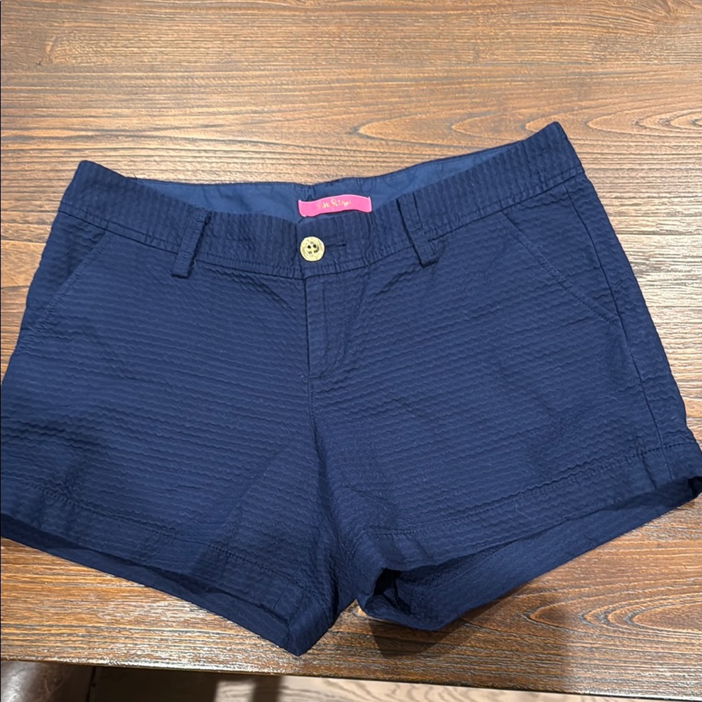 Lilly Pulitzer Blue Shorts Classic Design